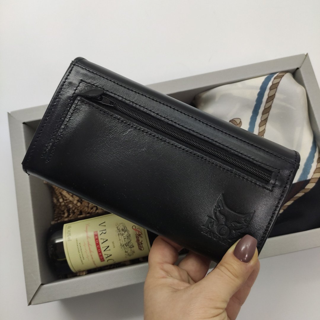 Poklon kutija ženski kožni novčanik i marama 00125-1 Poklon kutija ženski kožni novčanik i marama 00125-1